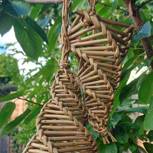 2 mangeoires suspendues pour oiseaux en saule, mangeoires en suif d'oiseaux tissées à la main, mangeoires pour oiseaux en saule - lot de 2