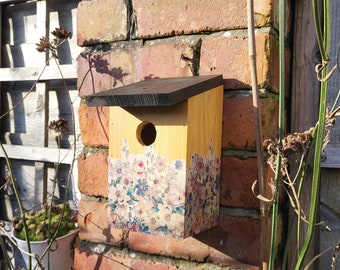 Vogelhaus, Nistkasten, Gartenvogelkasten, Gartendeko