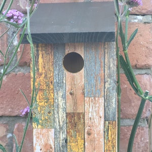 Casa para pájaros con decoupage: Nido de madera, decoración de jardín
