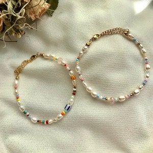 Handmade colorful pearl bracelets made of freshwater pearls/ pearl jewelry/ colorful jewelry/friendship bracelets/girlfriend gift/bracelets