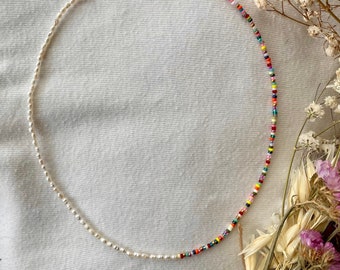 Aruba- handmade, colorful mini freshwater pearl necklace/delicate pearl necklace/beaded choker/ summer necklace/ subtle necklace wife mom girlfriend