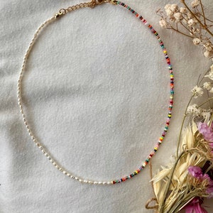 Aruba- handmade, colorful mini freshwater pearl necklace/delicate pearl necklace/beaded choker/Mother&#39;s Day mom/ for her/ gift wife mom girlfriend