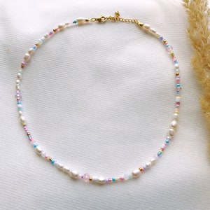 Handmade pearl necklace made of freshwater pearls in pastel/ handmade pearl necklace /colorful pearl necklace/gift idea for her/gift idea