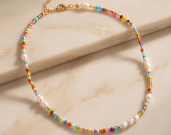 Handgemachte bunte Perlenkette mit Süßwasserperlen/waterproof/bunte Halskette Frau/bunte Sommerkette/ necklace/Geschenkidee Frau  Geschenk