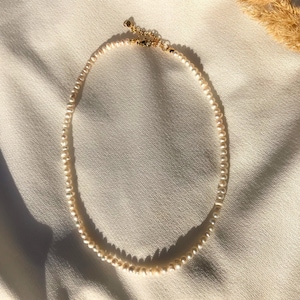 Handmade freshwater pearl necklace/choker/handmade pearl jewelry/gift idea girlfriend/wife/Easter gift/gift idea girl/mum