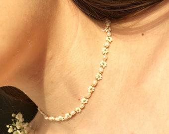 Handmade pearl necklace made from genuine freshwater pearls & intricate floral design/pearl necklace/floral necklace/gift idea for her/daisy necklace