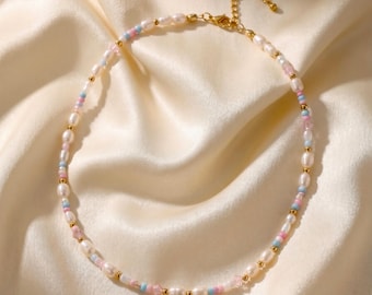 Handmade freshwater pearl necklace / Pastel / Handmade pearl necklace / Gift for girlfriend / Gift idea for her / Waterproof summer necklace