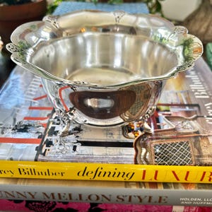 Early 20th Century Wm Rogers Silver Plate Art Deco Footed Bowl or Cache Pot