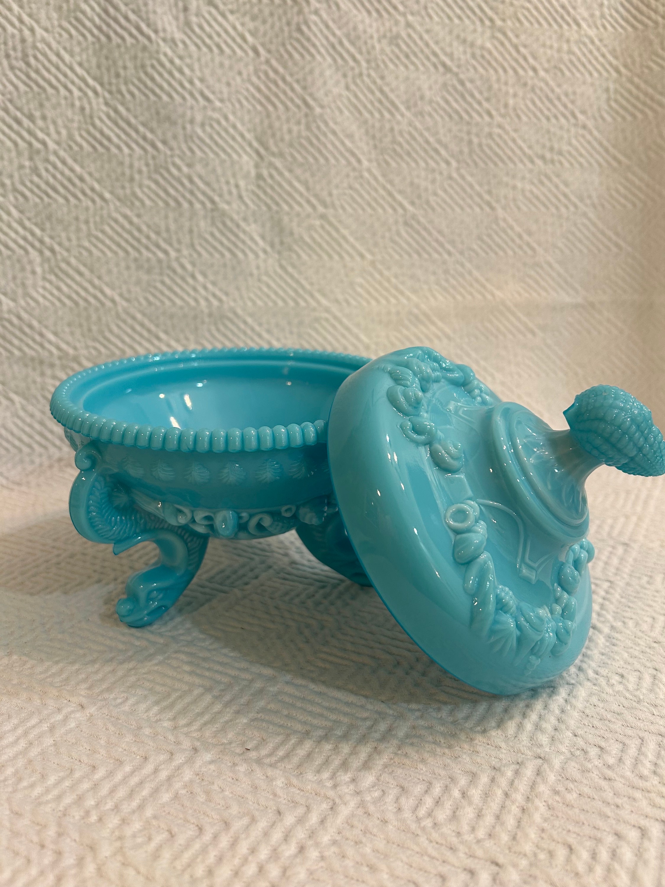 ガラス細工　キャンディディッシュボウル　WESTMORELAND GLASS Candy Dish Westmoreland Clear Glass Vintage Square Covered