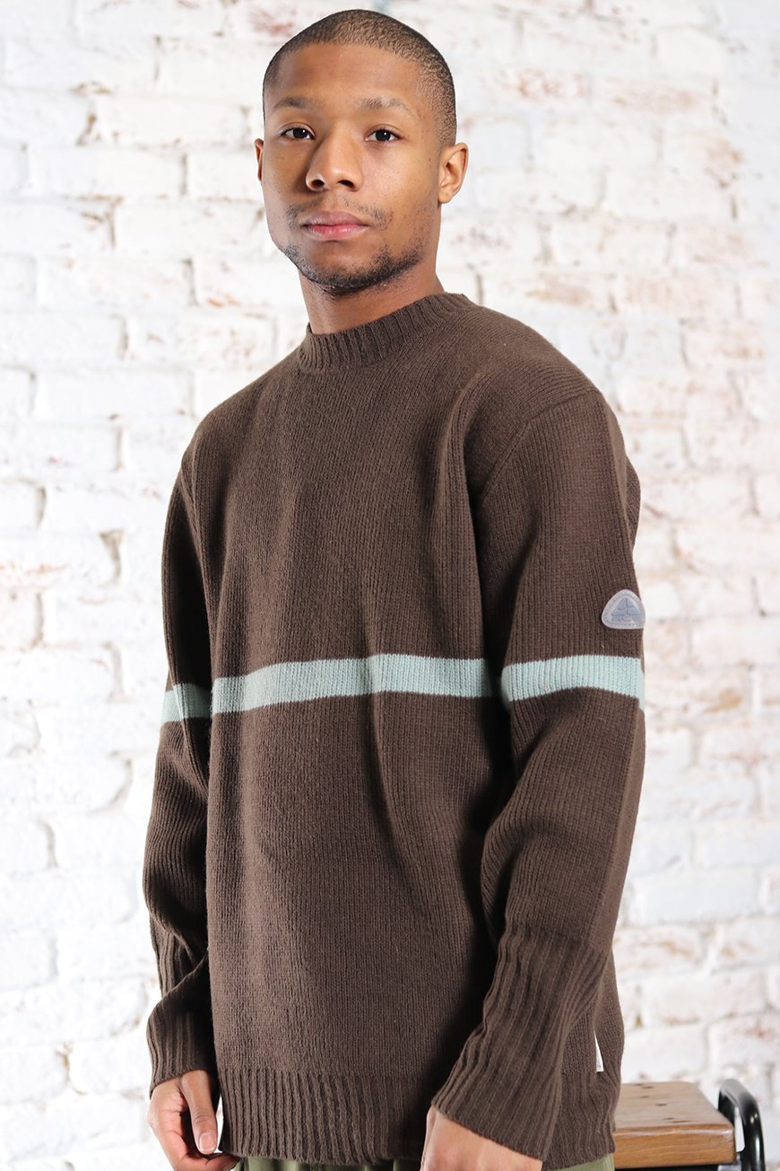 nike jumpers brown