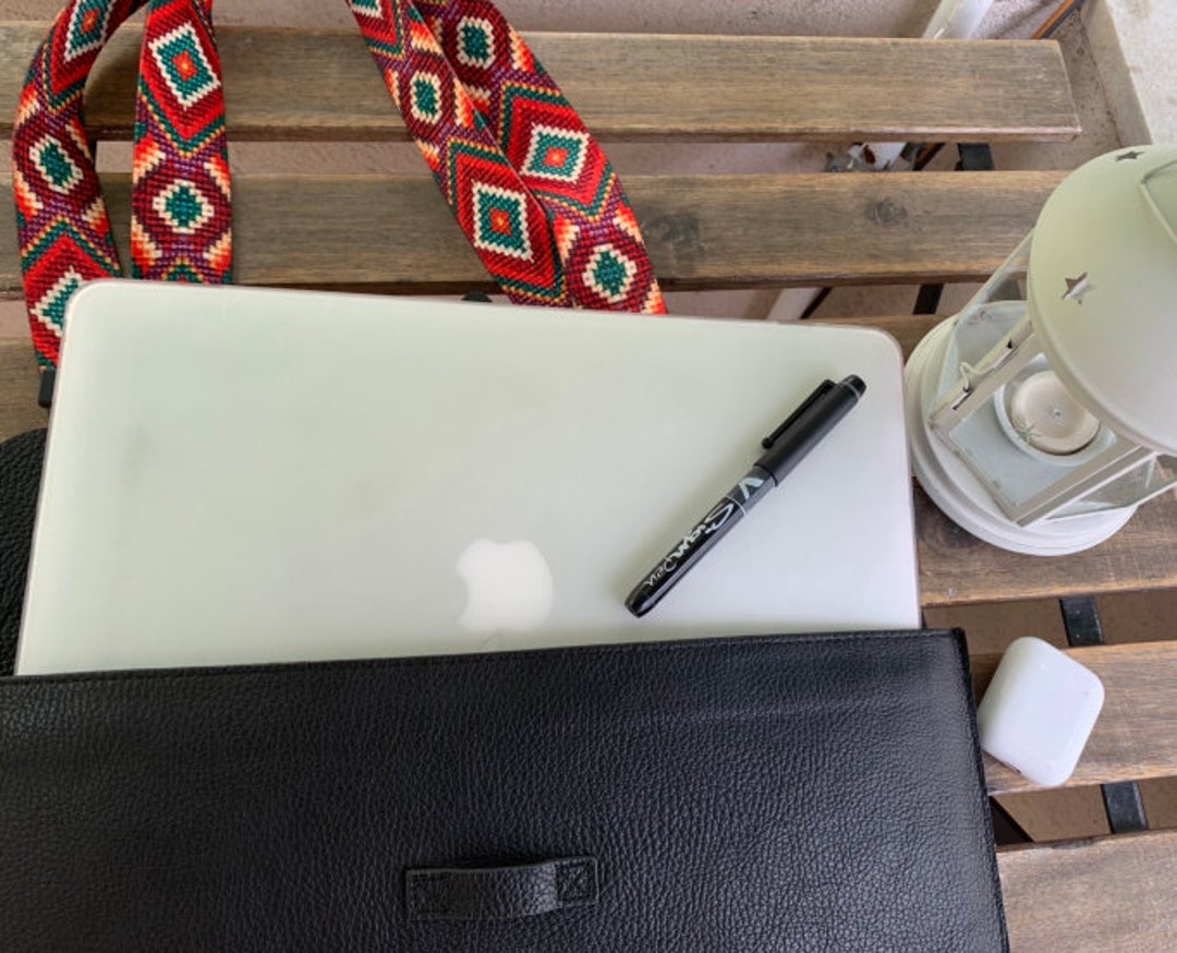Apple MacBook Pro Air BLACK GENUNIE Leather Briefcase for Apple MacBook Pro Air BLACK GENUNIE Leather Briefcase for
