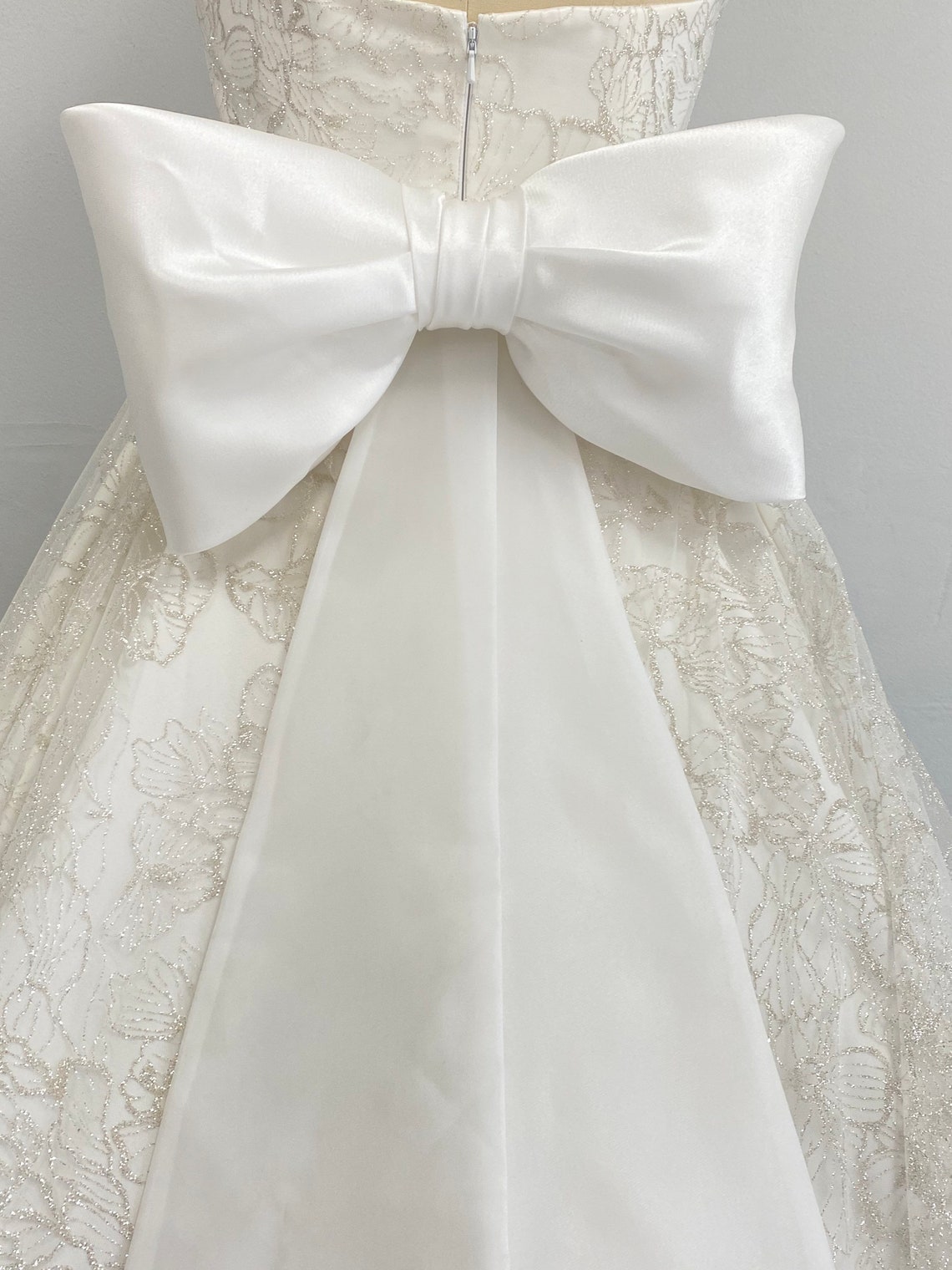 Large Size Wedding Dress Bow Unique Handmade Bow High - Etsy