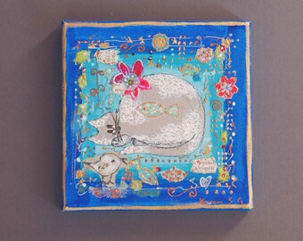 Cat lying with bird and fish - 15x15 cm web