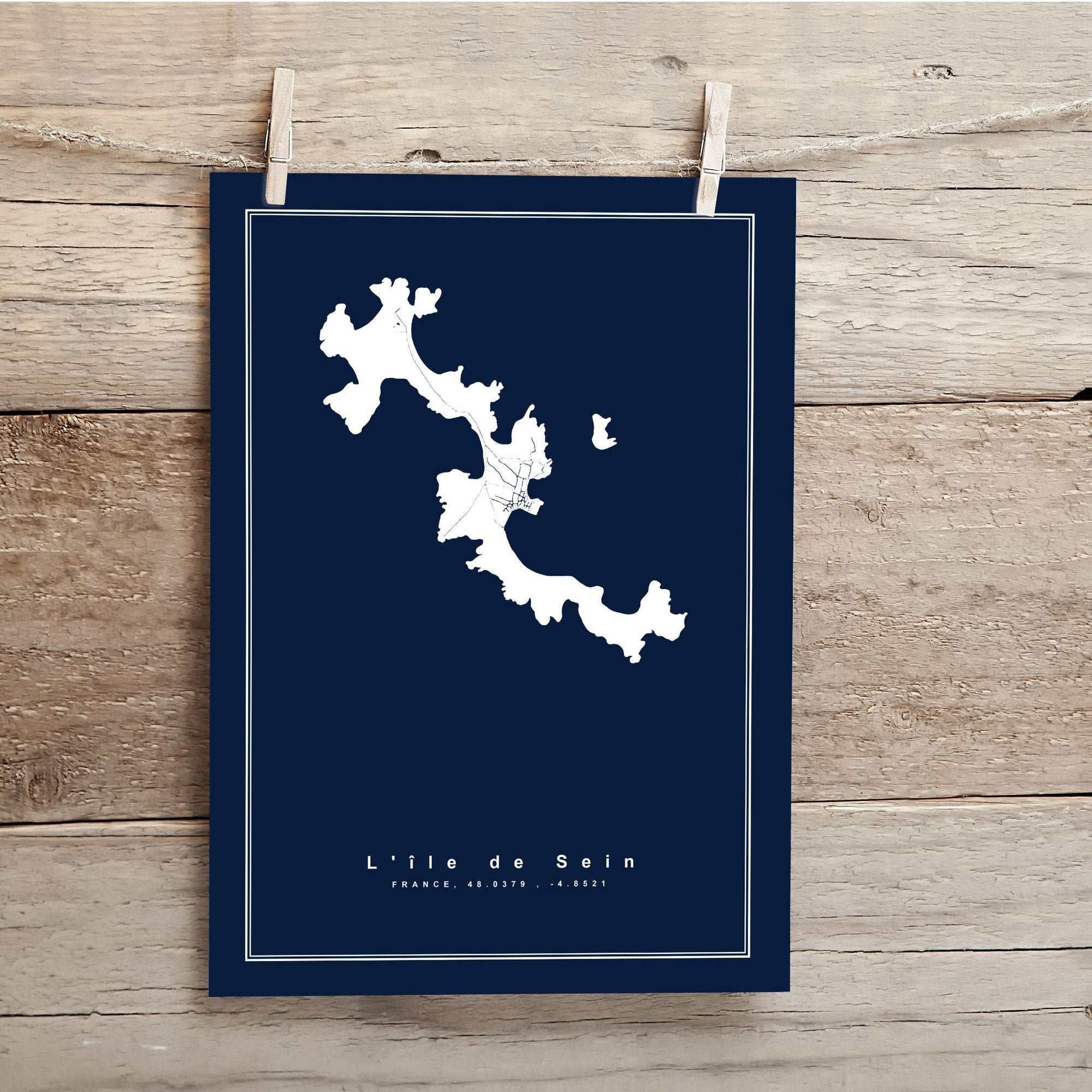 L' Île-De-Sein, Gravure, Couleur Bleue, Île Bretagne, Finistère, France, City Print, Décoration Mais