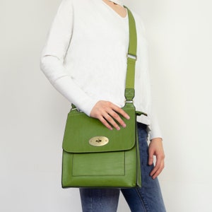 A Personalised Crossbody Messenger Bag for Woman, Vegan Handbag/ Shoulder/ Travel/ Designer bag Green