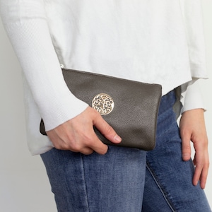 Faux Leather Clutch Bag for Women Crossbody/Shoulder Bag Silver-Grey