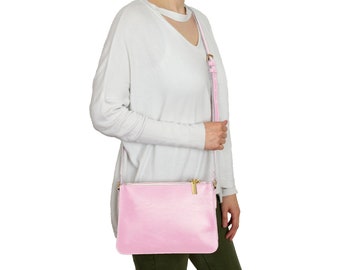 A Classic Crossbody / Shoulder Bag for Ladies, Zipped pockets, Faux Leather, Light Pink