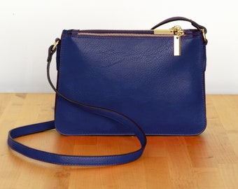 A Classic Crossbody / Shoulder Bag for Ladies, Zipped pockets, Faux Leather, Navy