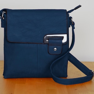 Asymmetrische Crossbody / Schultertasche für Frauen, Kunstleder, dunkelblau