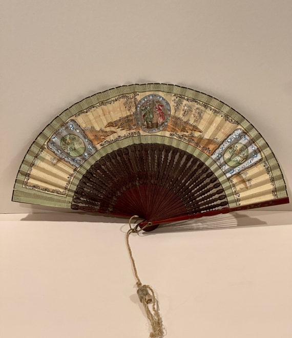 Beautiful Antique European hand painted silk fan