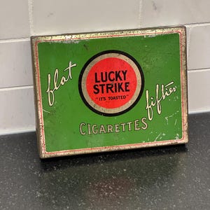 Vintage 1930s Lucky Strike Flat Fifties Cigarette Tin