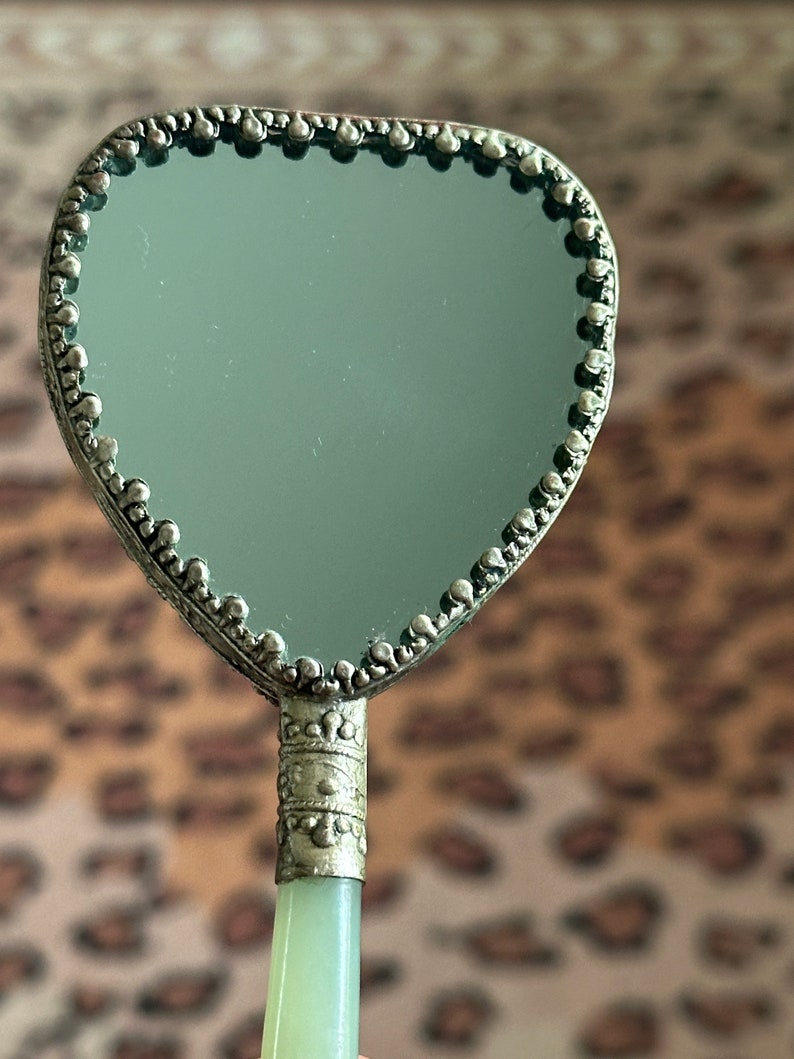 Petit miroir à main asiatique de collection vintage avec poignée en jadéite image 7
