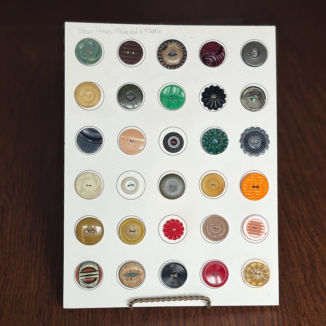 30 Vintage Unique Button Collection Mounted on a Display Card - Etsy