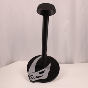 Mandalorian Armor Inspired Helmet Stand - Star Wars