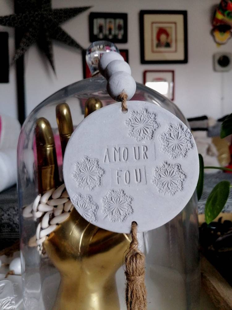 Bijou de Mur/Décoration Murale à Suspendre Objet Déco Message Argile Création Unique Intérieure Cade