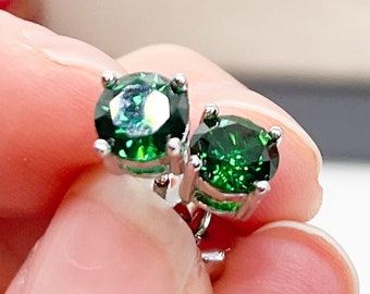 Emerald Stud Earrings, lab made emerald, Sterling Silver Jewelry, May Birthstone, Gift for her, jewelry for wife