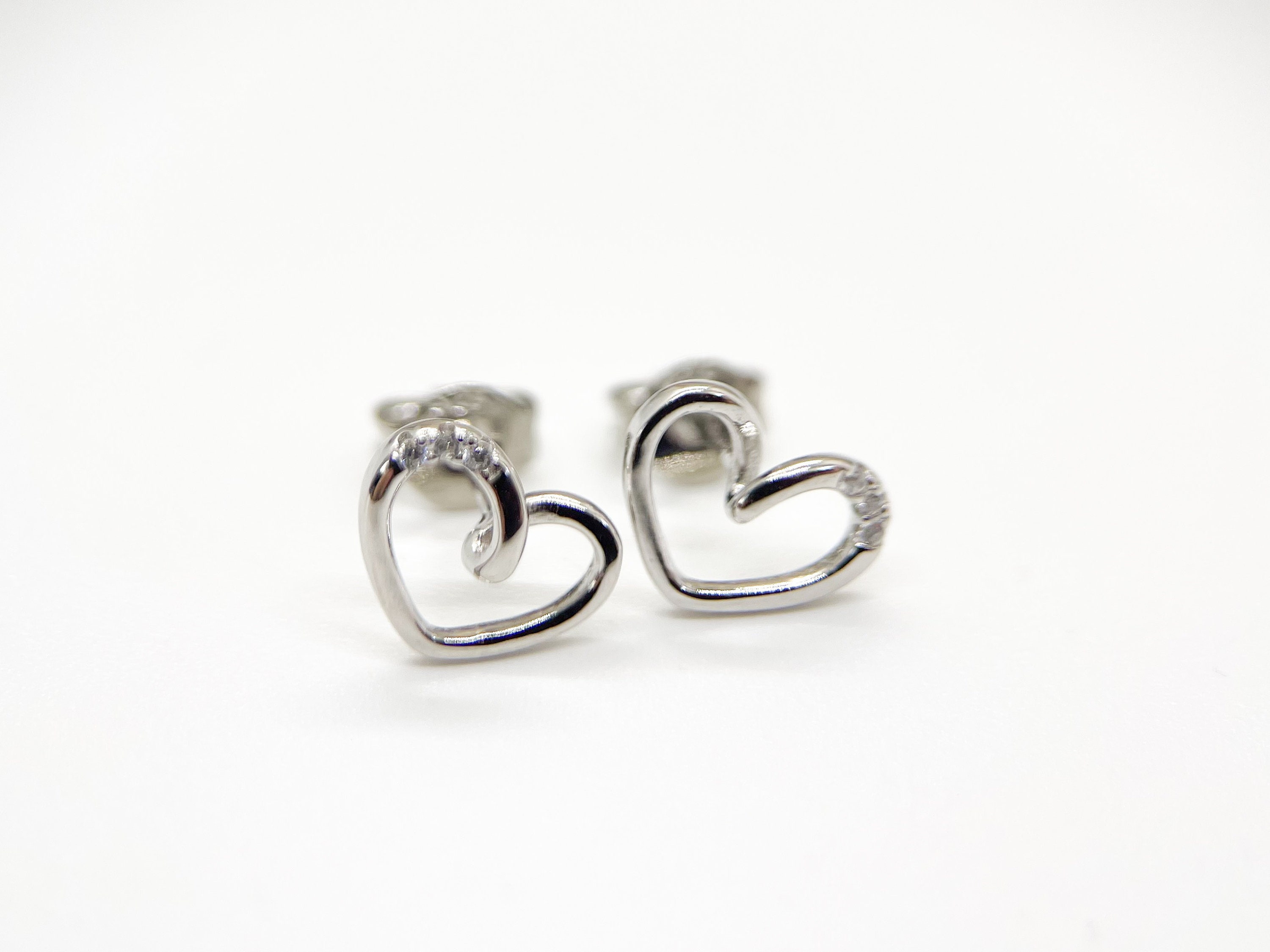 Sparkly Zircon Sterling Silver Heart Stud Earrings
