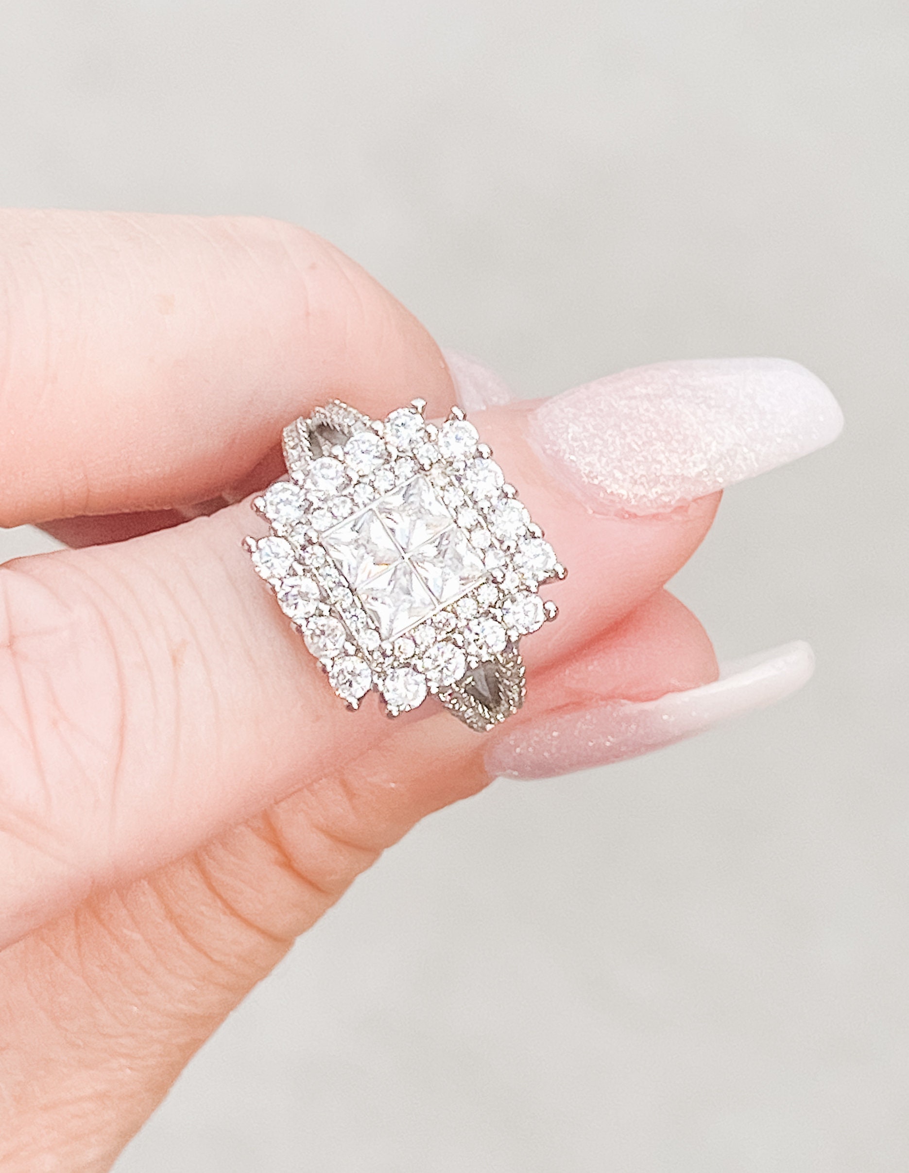 Swarovski crystal square rings - Etsy 日本
