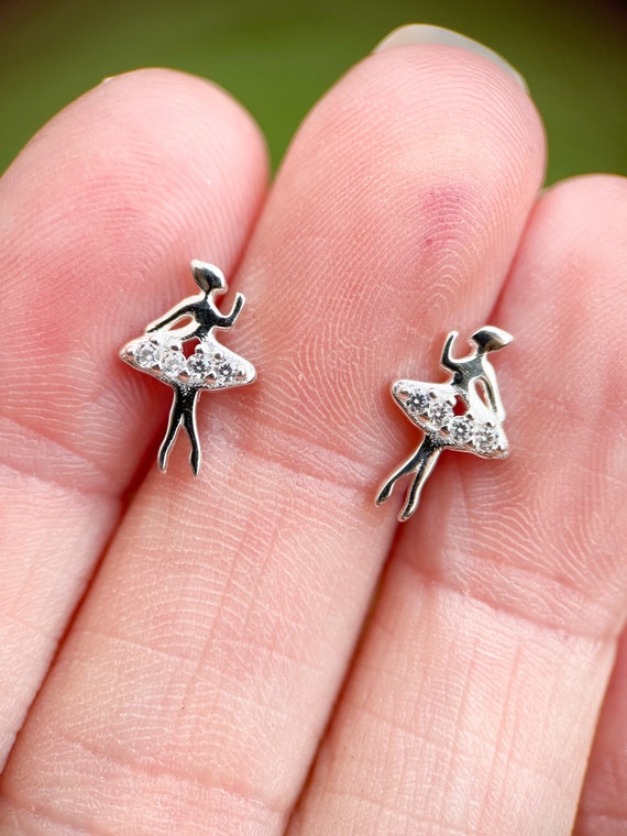 ◆[レネレイド]WHITE^BALLERINA^EARRINGS◆ Ballerinas