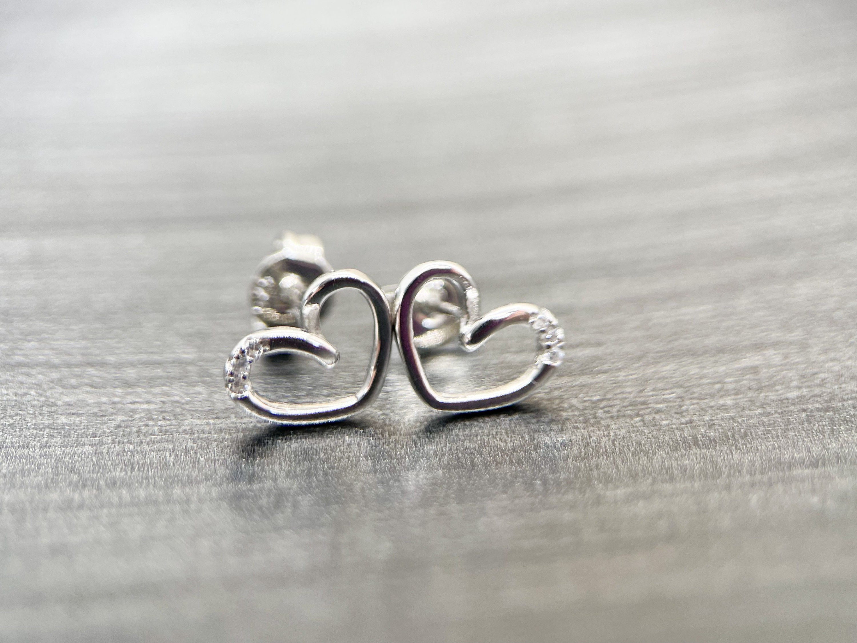 Sparkly Zircon Sterling Silver Heart Stud Earrings