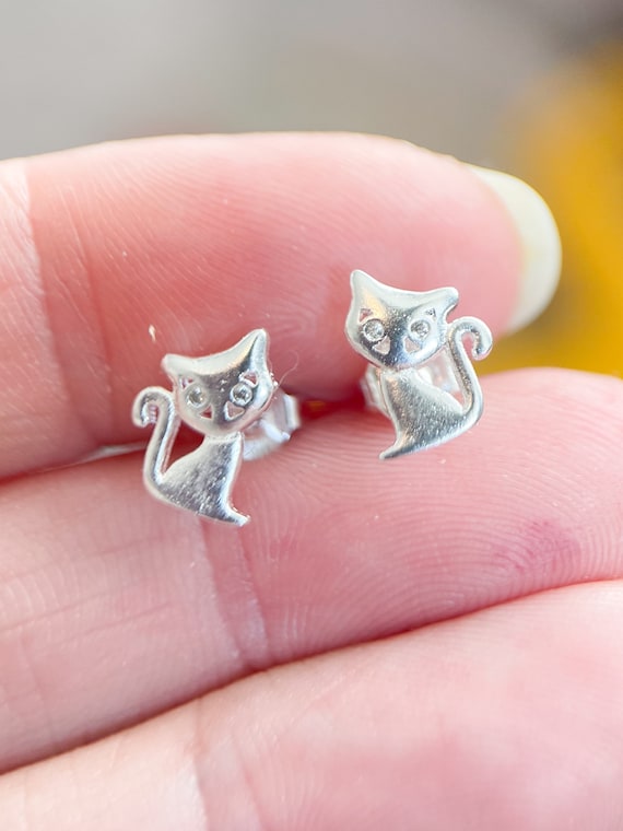 Boucles D'oreilles Pendantes 'Le Chat' Avec Zircon - Plaqué Or Jaune - Neuf Avec étiquettes
