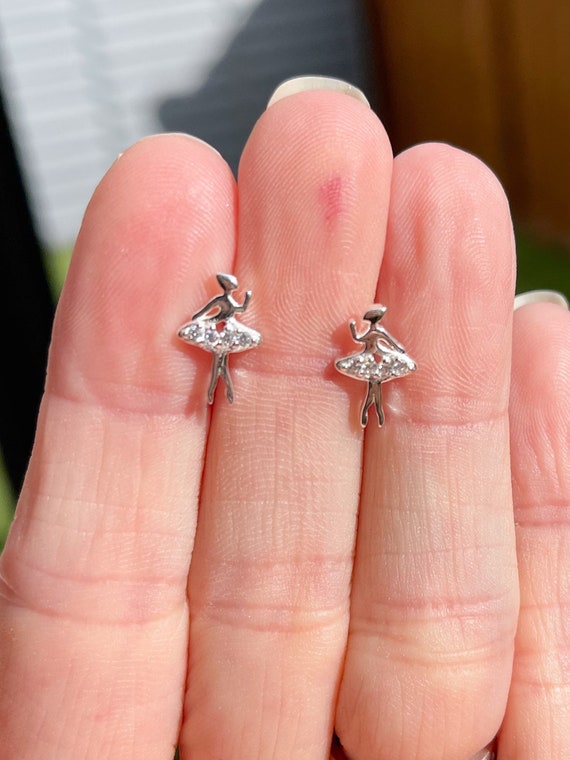 TATIANA☆925Silver☆Ballerina Ribbon Pearl EarJacket Earring MUSINSA | TATIANA (Silver 925) Ballerina Ribbon Pearl Ear