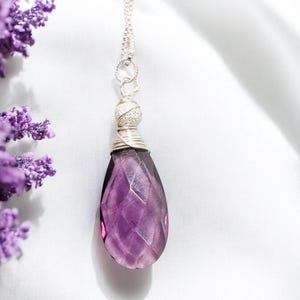 Amethyst Anhänger, Sterling Silber Anhänger, Quarz Schmuck, Draht Schmuck, Februar Geburtsstein, Valentinstag Geschenk für sie, lila Schmuck