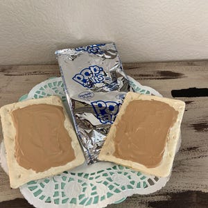 Faux Frosted Brown Sugar Cinnamon Pop-Tarts