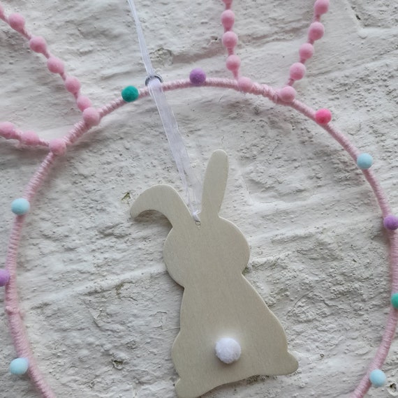 Lapin de Pâques assez délicat, anneau de lapin, mur, suspension de porte avec  pompons en feutre et lapin suspendu en bois taille 14 -  France