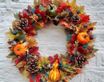 Gorgeous Autumn/Fall wreath/ ring/ door/ wall hanging size medium/ 16”