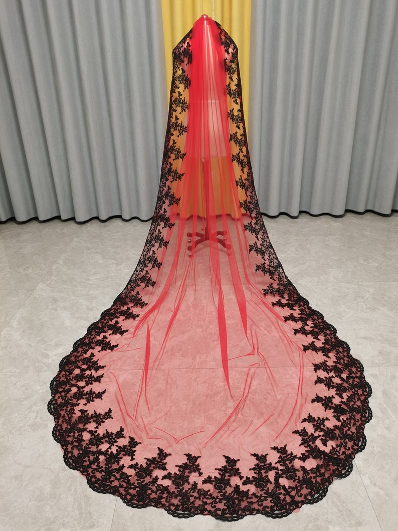 Bridal Veils Black Lace Edge Veil RedBlackWhiteIvory Tulle Cathedral Wedding Veil One Layer Veil
