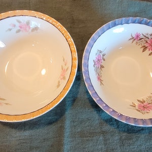 Vintage 1950s Japanese Hand-painted Serving Bowls with Iridescent Edge
