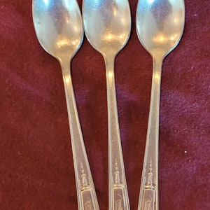 R. Wallace silverplate grapefruit spoons, Buckingham pattern