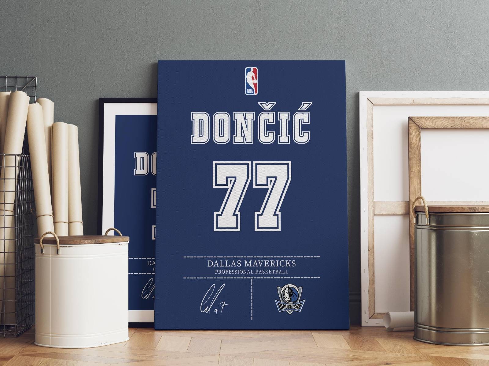 Nike Youth Dallas Mavericks Luka Doncic #77 Blue Cotton T-Shirt, Boys', XL