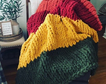 X-Large Rainbow Chunky Knit Chenille Blanket: Handmade Fuzzy Throw