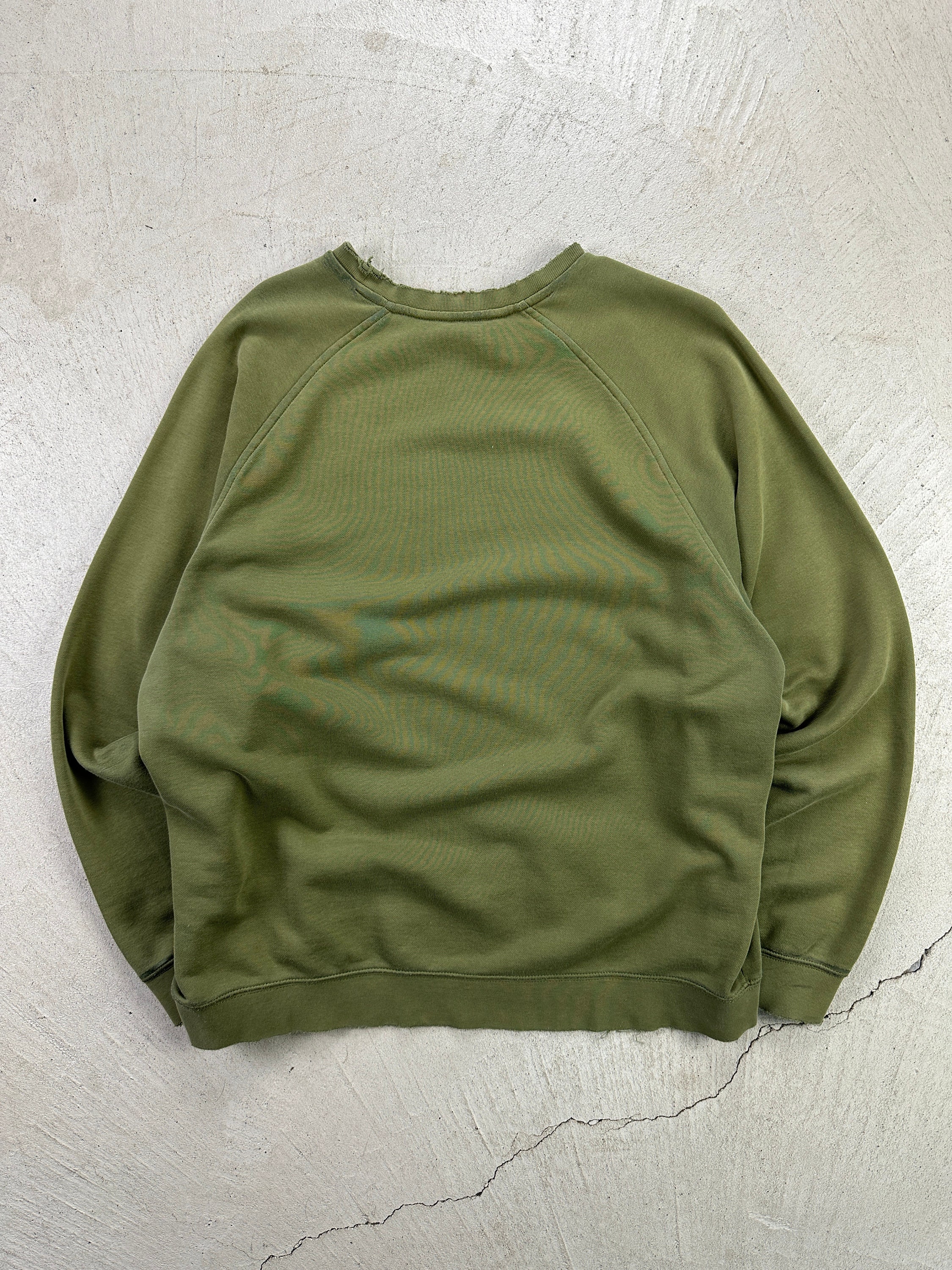 トップス Nike old 90's v stitch sweat short green Vintage 2000s Nike Olive Green Small Swoosh Embroidered