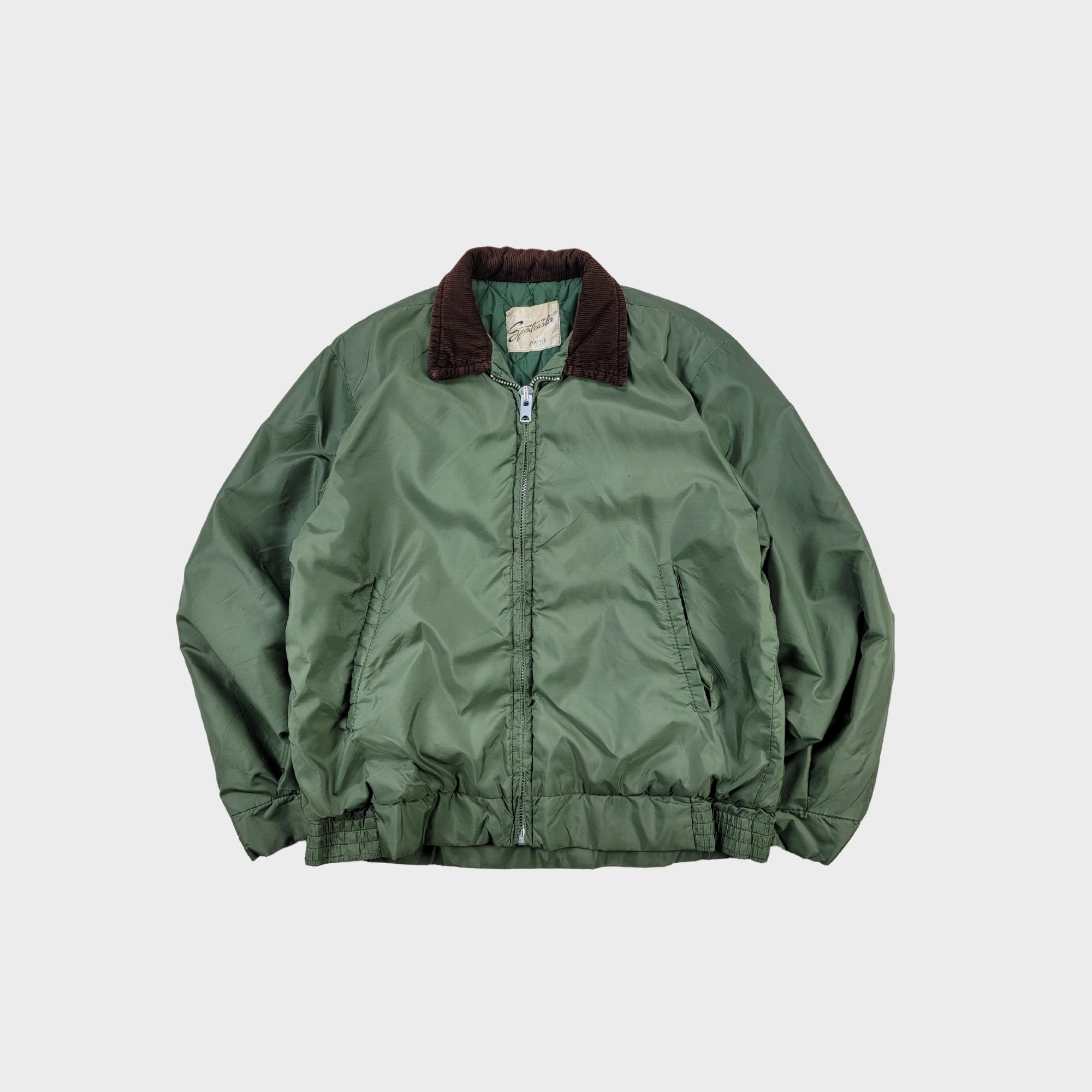 Vintage 70s Quilt-lined Green Bomber Style Nylon Insulated Vintage 70s Quilt-lined Green Bomber Style Nylon Insulated