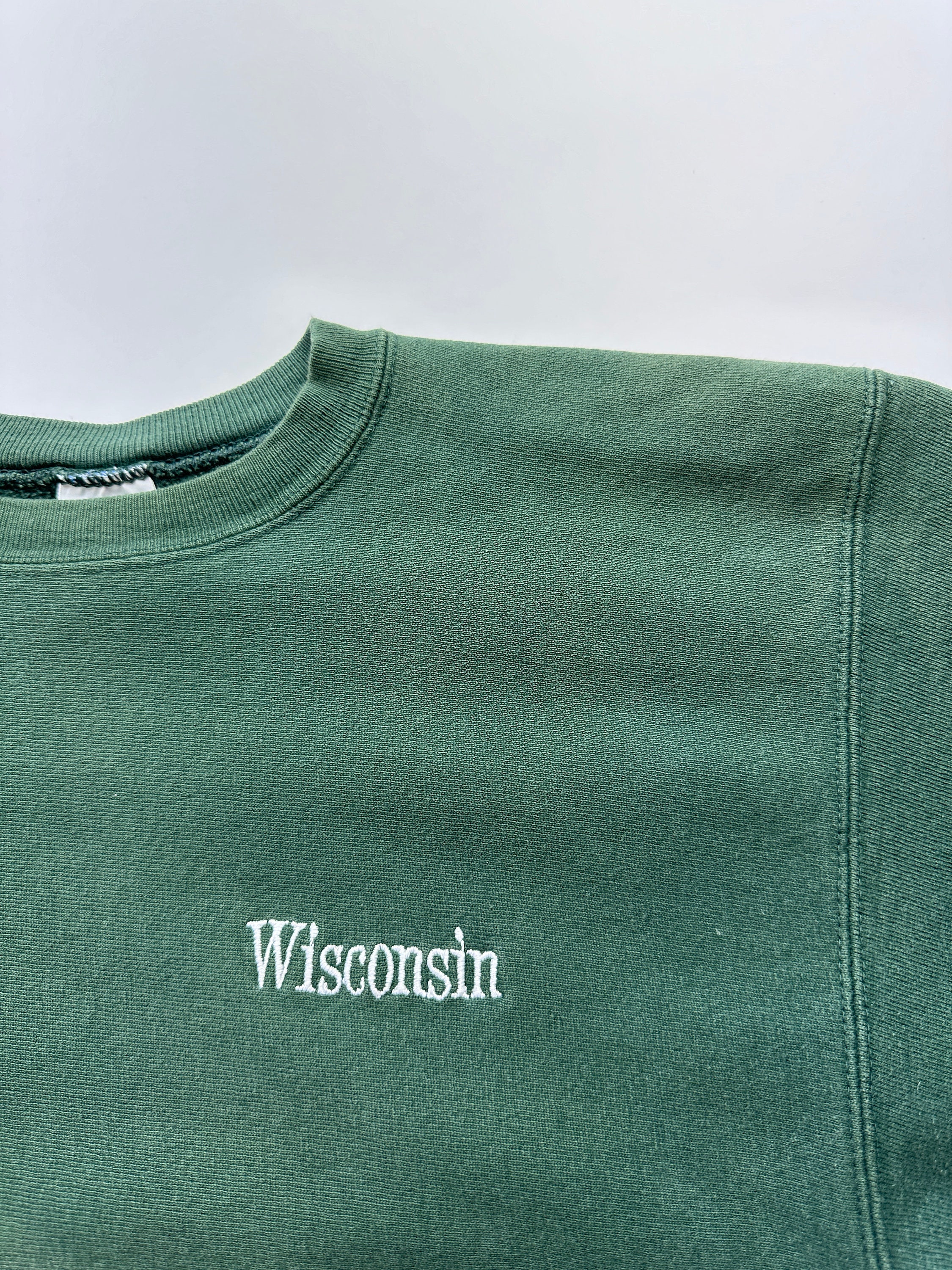Vintage 90s University of Wisconsin Reverse Weave Champion Vintage 90s University of Wisconsin Reverse Weave Champion