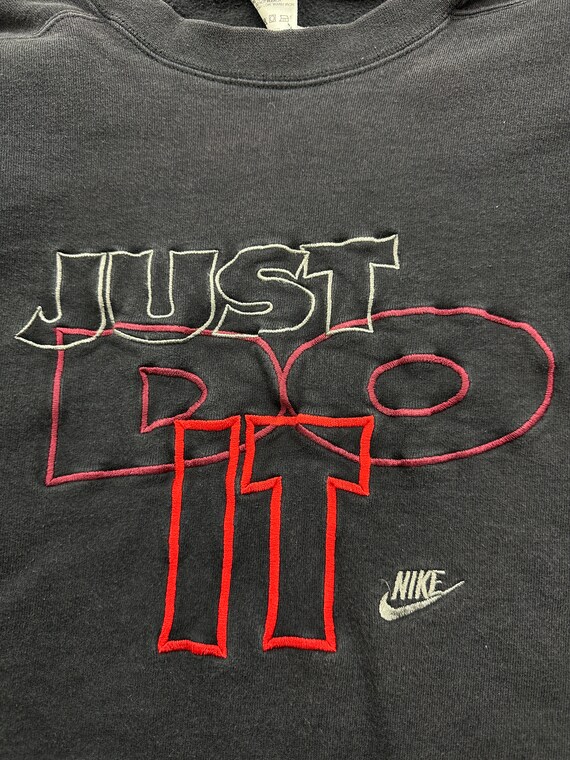 Vintage 90s Nike Just Do It Embroidered Crewneck Sweatshirt Vintage 90s Nike Just Do It Embroidered Crewneck Sweatshirt