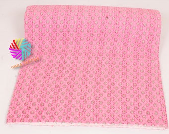 Rosa Floral Block Print Kantha Quilt, handgemachte reine Baumwolle indische Tagesdecke, leichte, gemütliche Bettwäsche